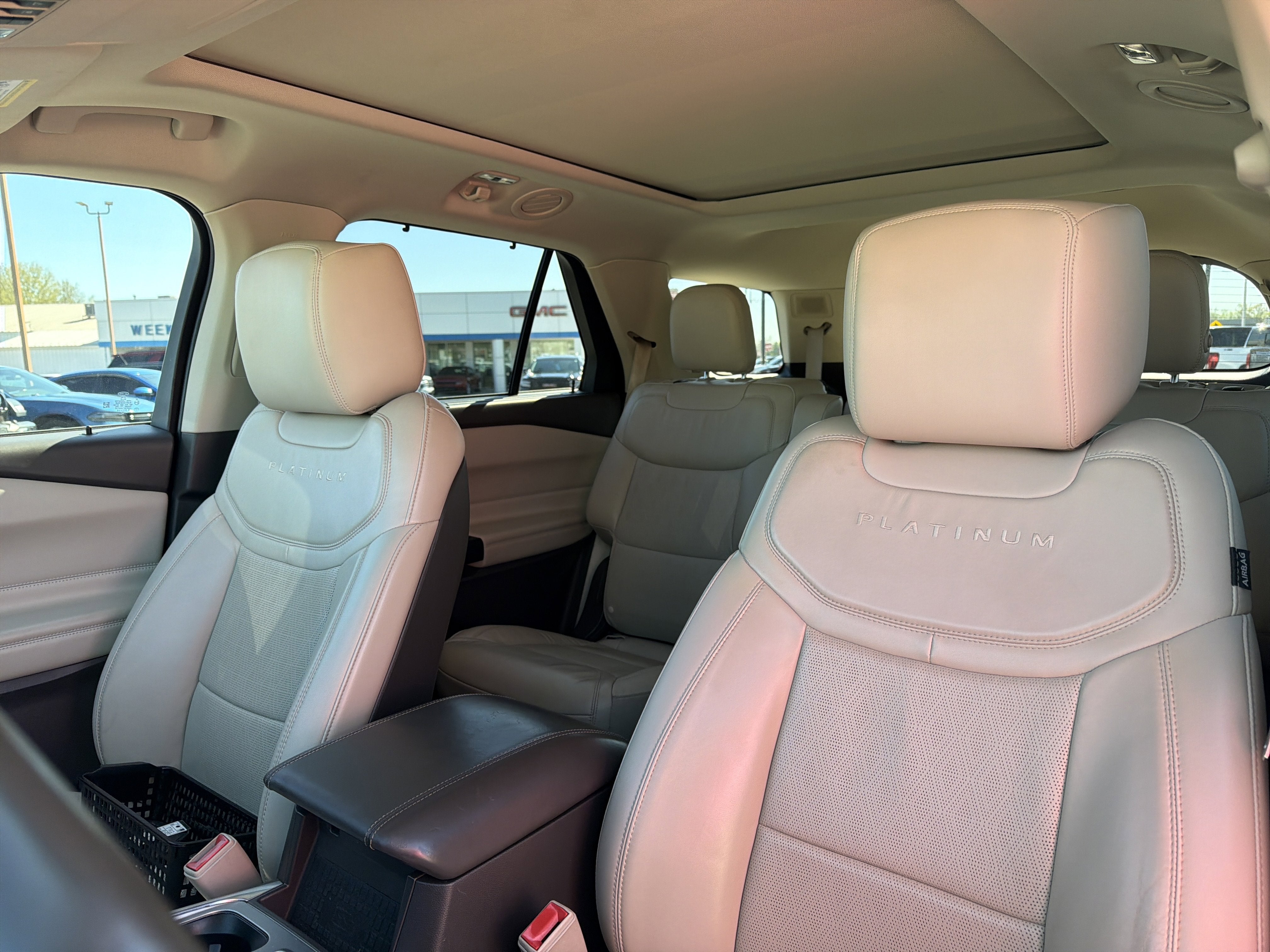 2020 Ford Explorer Platinum