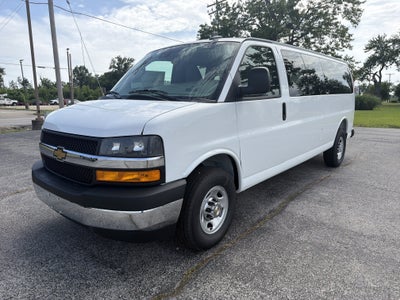 2026 Chevrolet Express Passenger 1LT