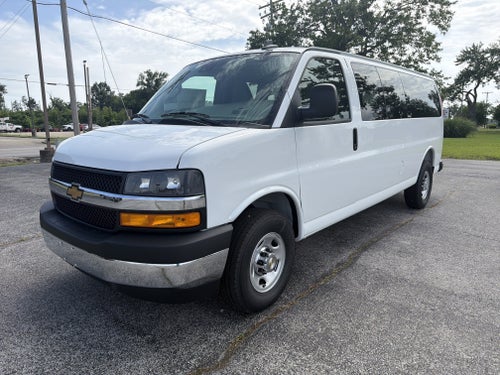 2026 Chevrolet Express Passenger 1LT