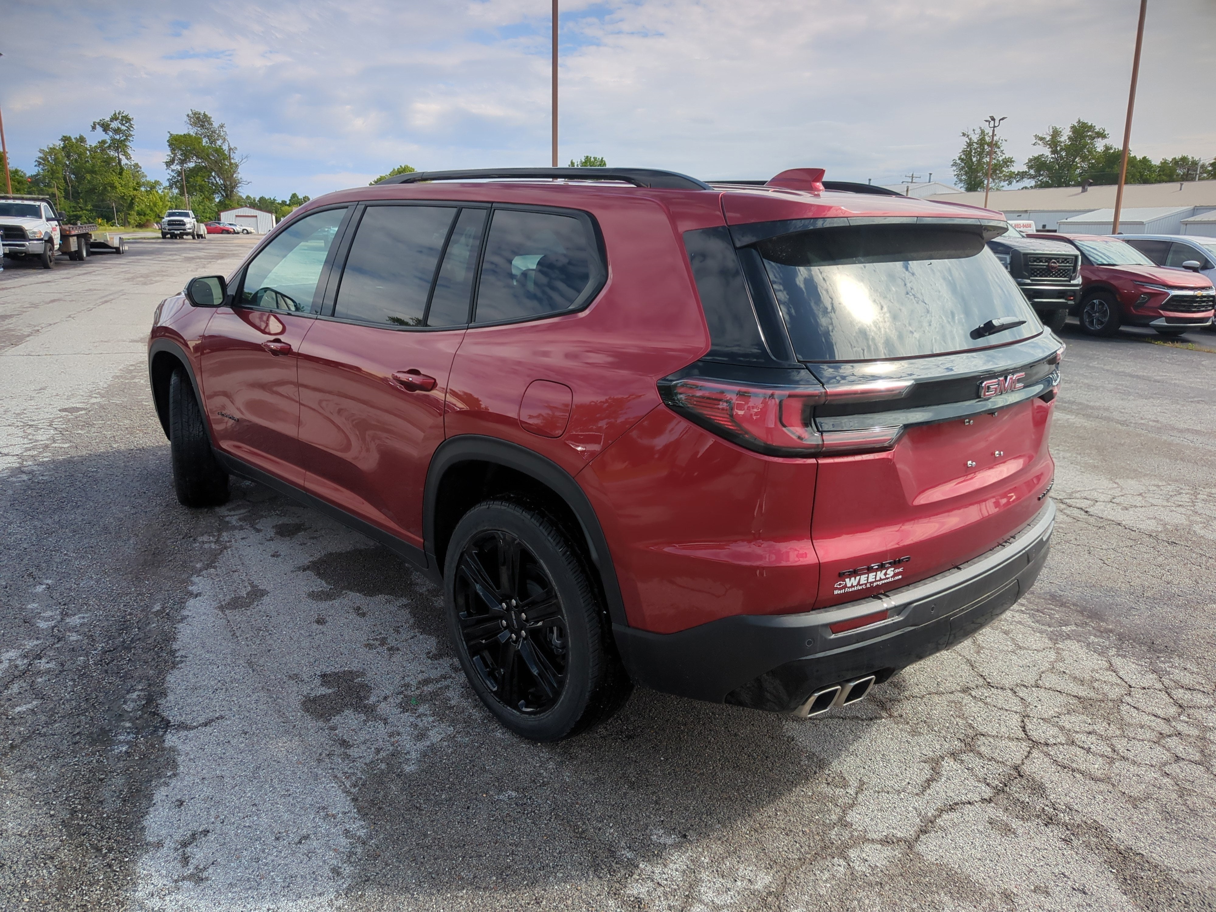 2025 GMC Acadia Elevation