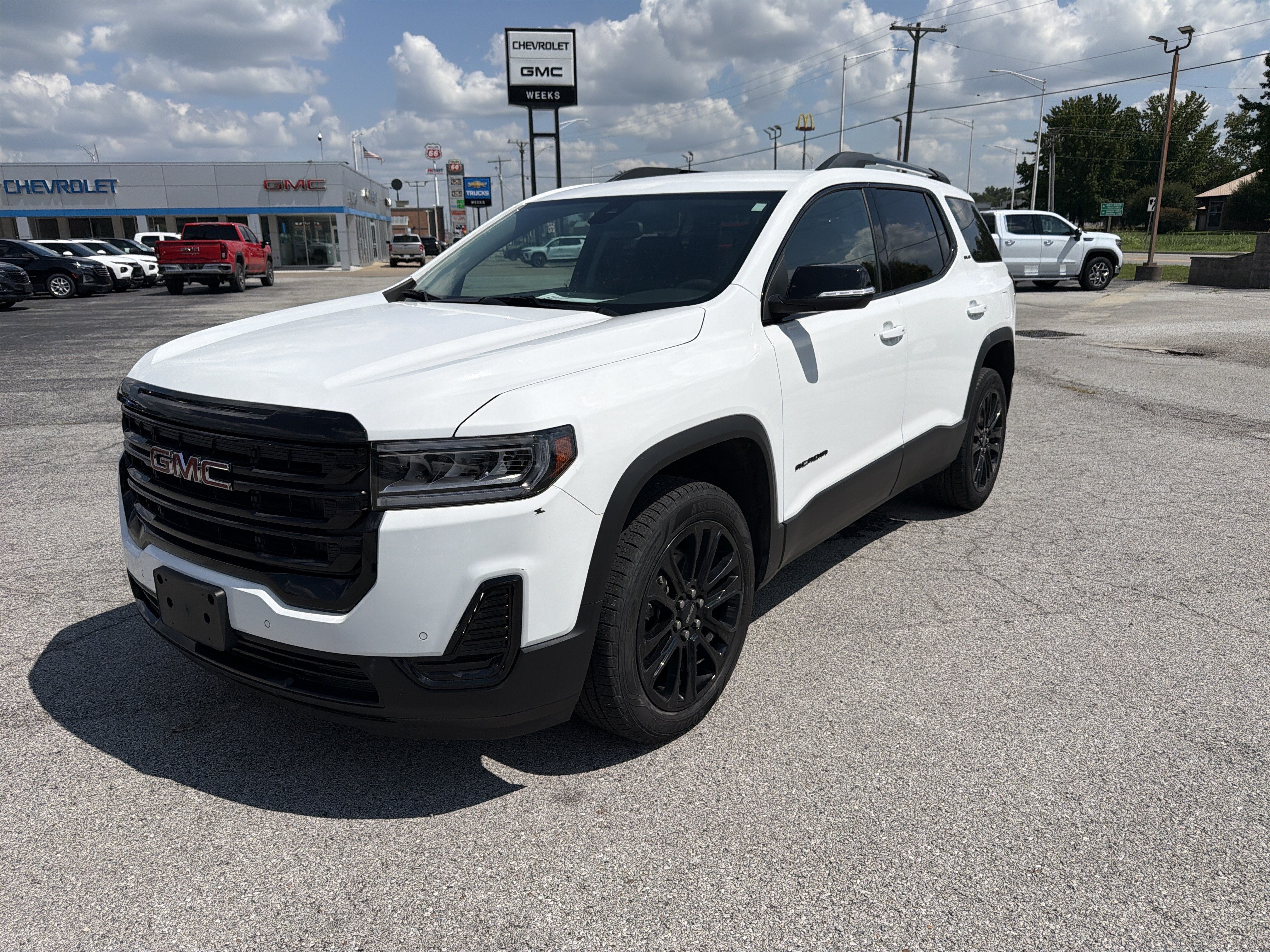 2022 GMC Acadia SLE