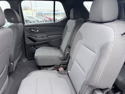 2022 Chevrolet Traverse LT Cloth