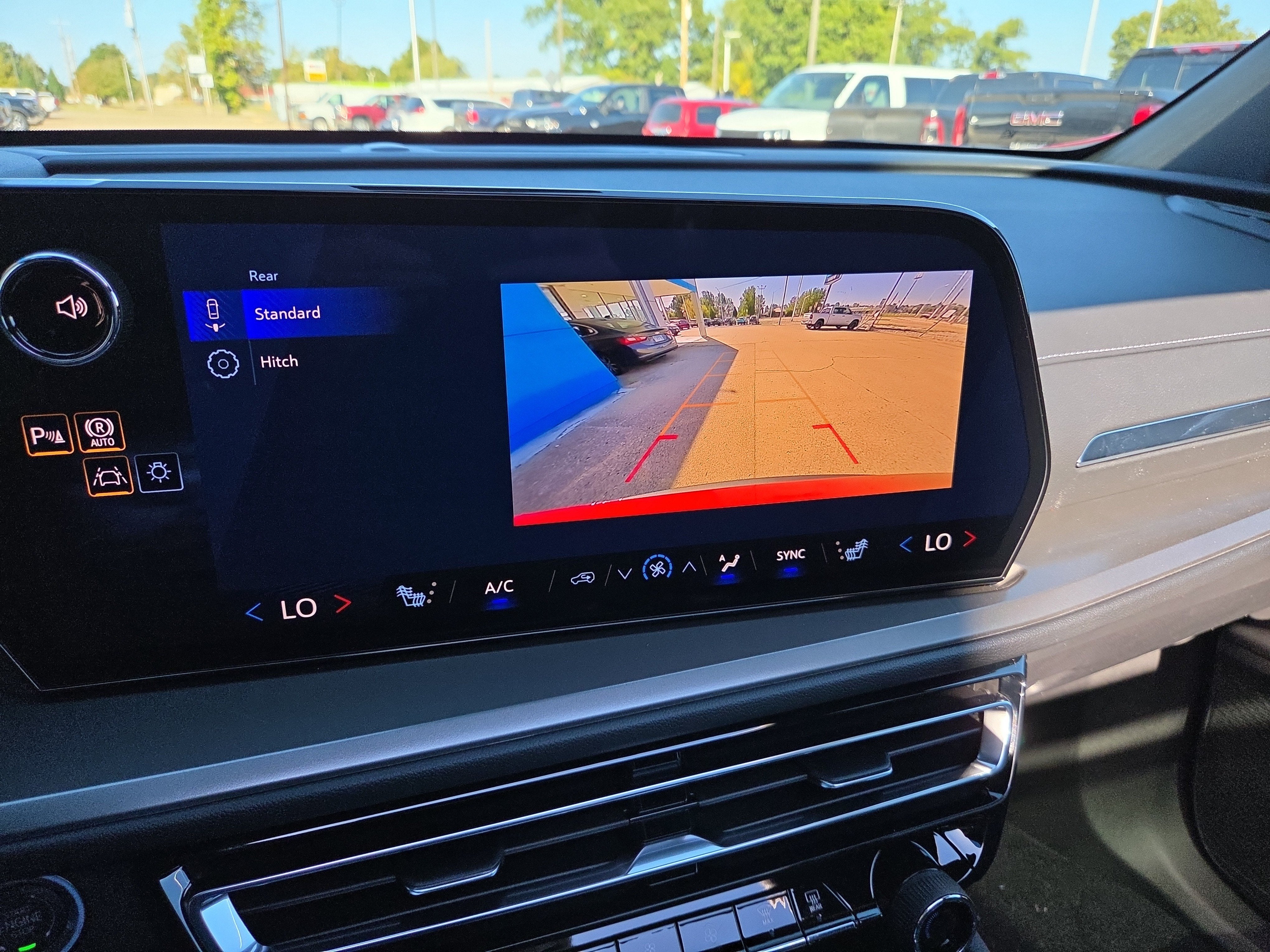 2027 Chevrolet Traverse LT - Photo 11