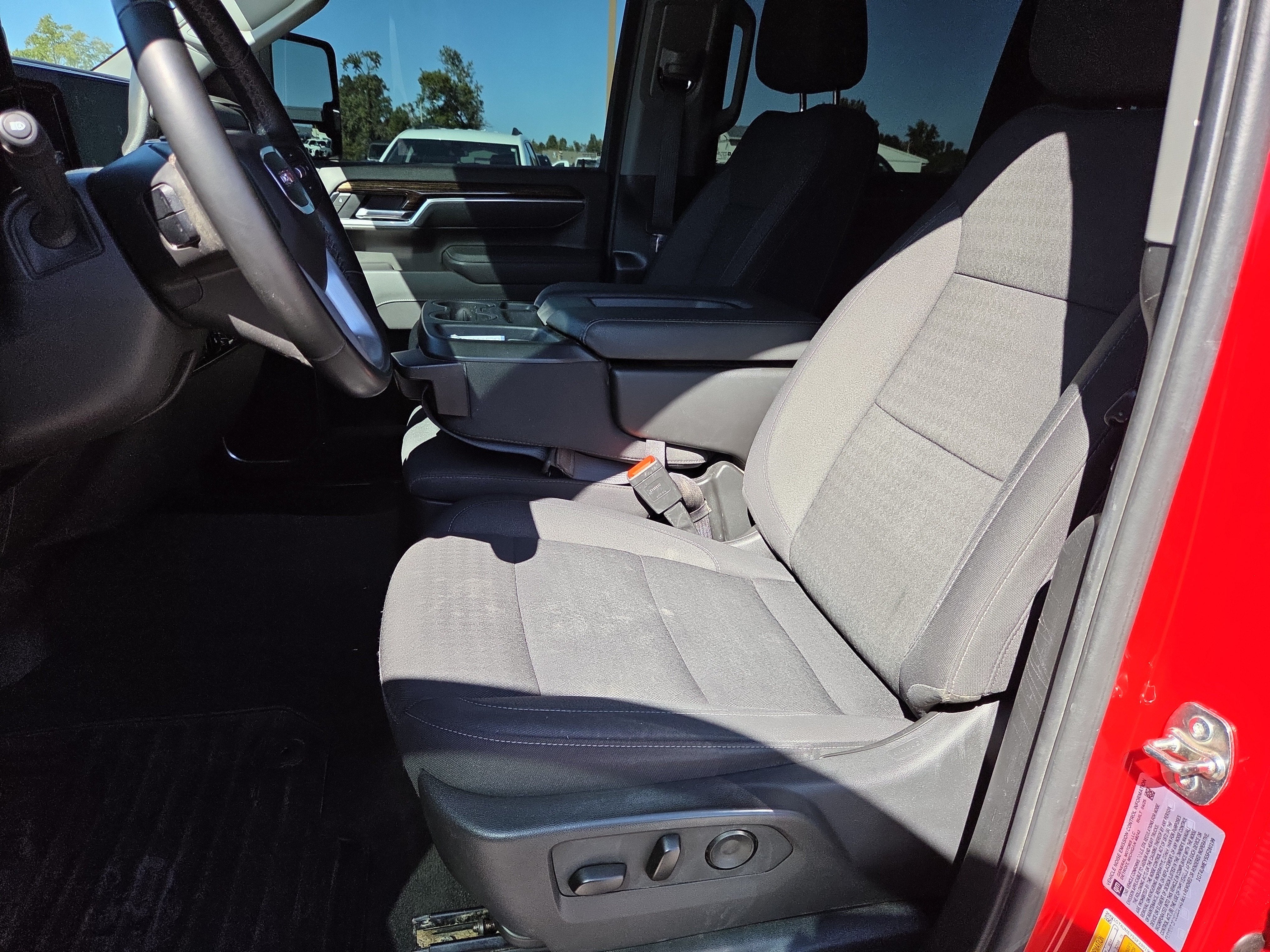 2025 GMC Sierra 2500 HD SLE