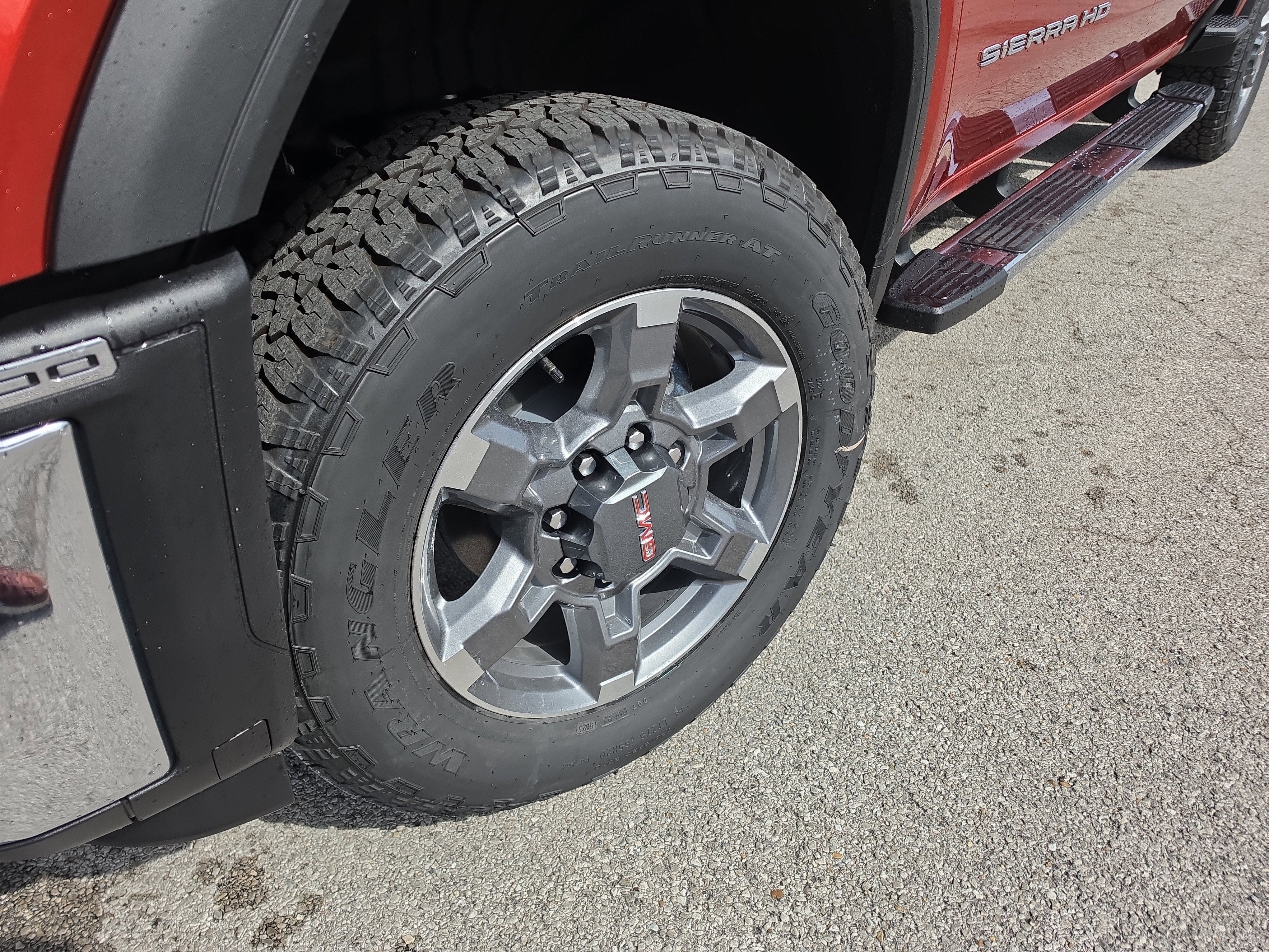 2026 GMC Sierra 2500 HD SLT