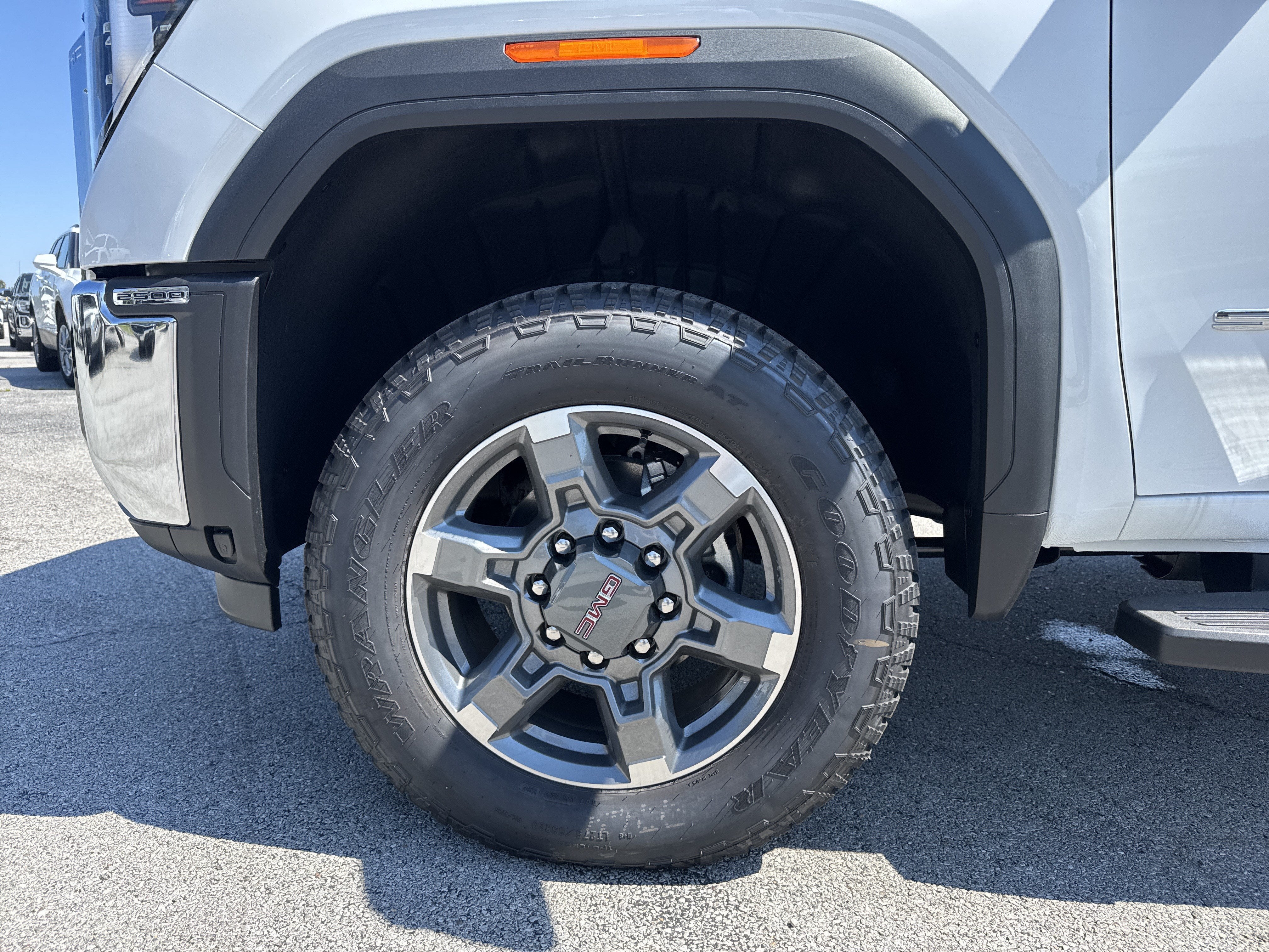 2026 GMC Sierra 2500 HD SLT
