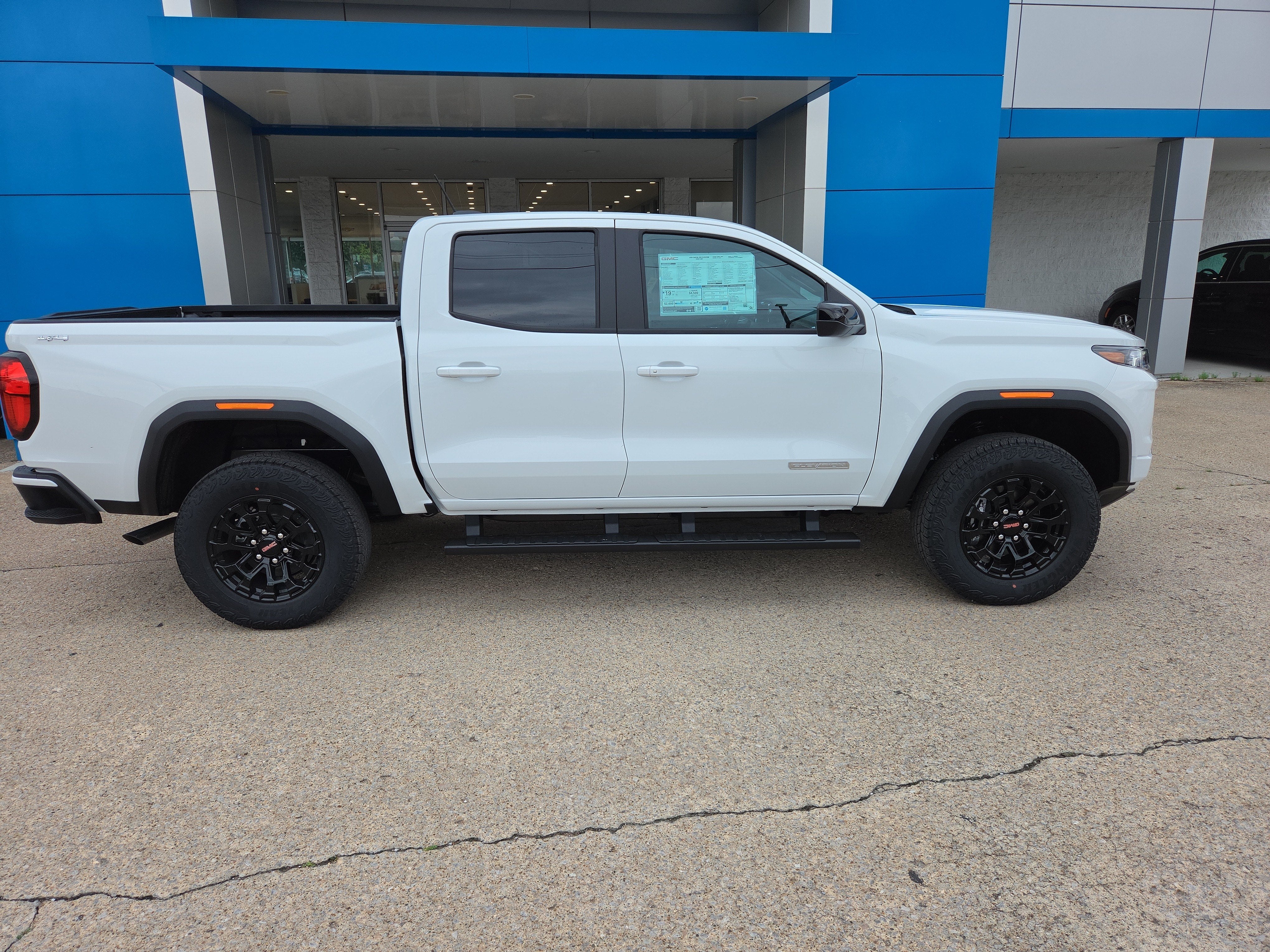 2026 GMC Canyon Elevation