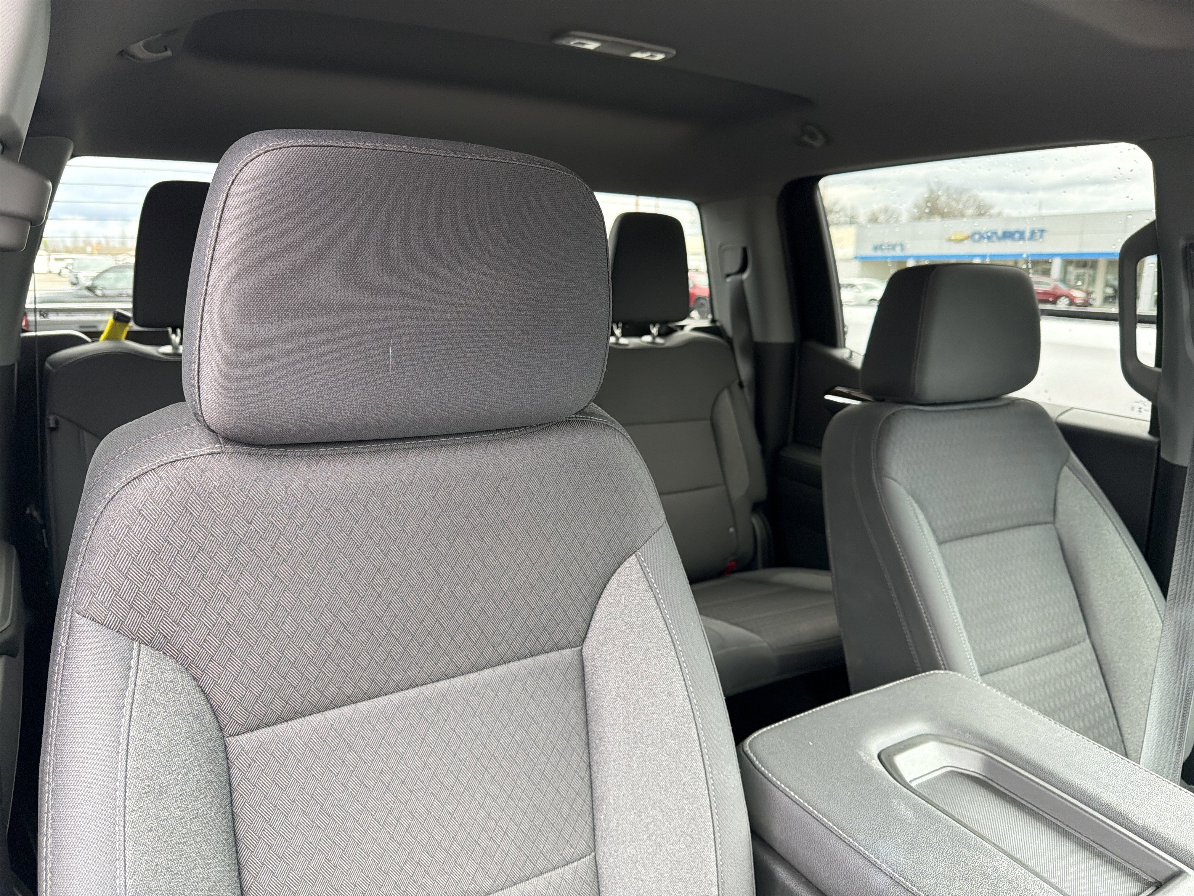 2024 GMC Sierra 1500 SLE