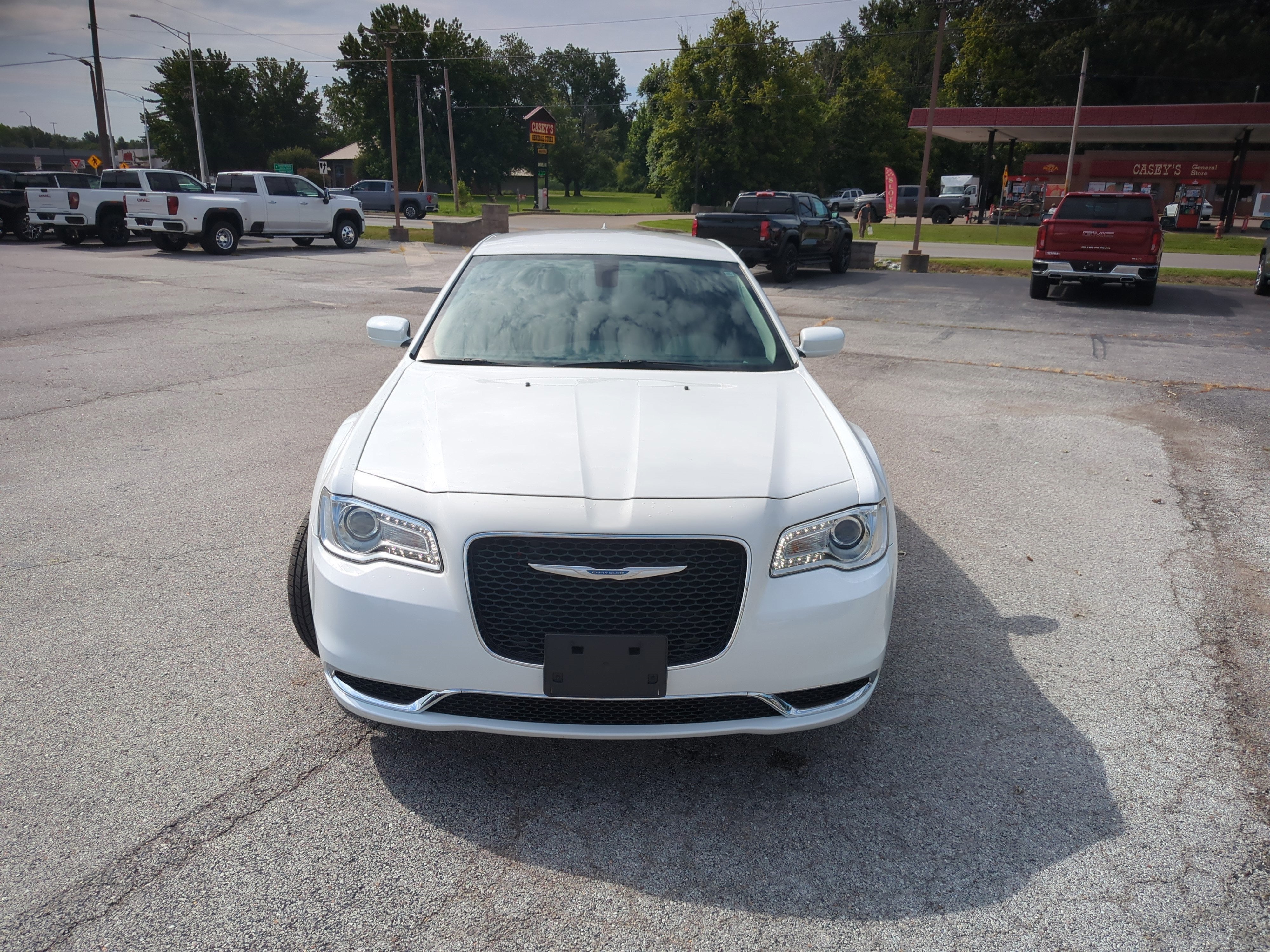 2023 Chrysler 300 Touring