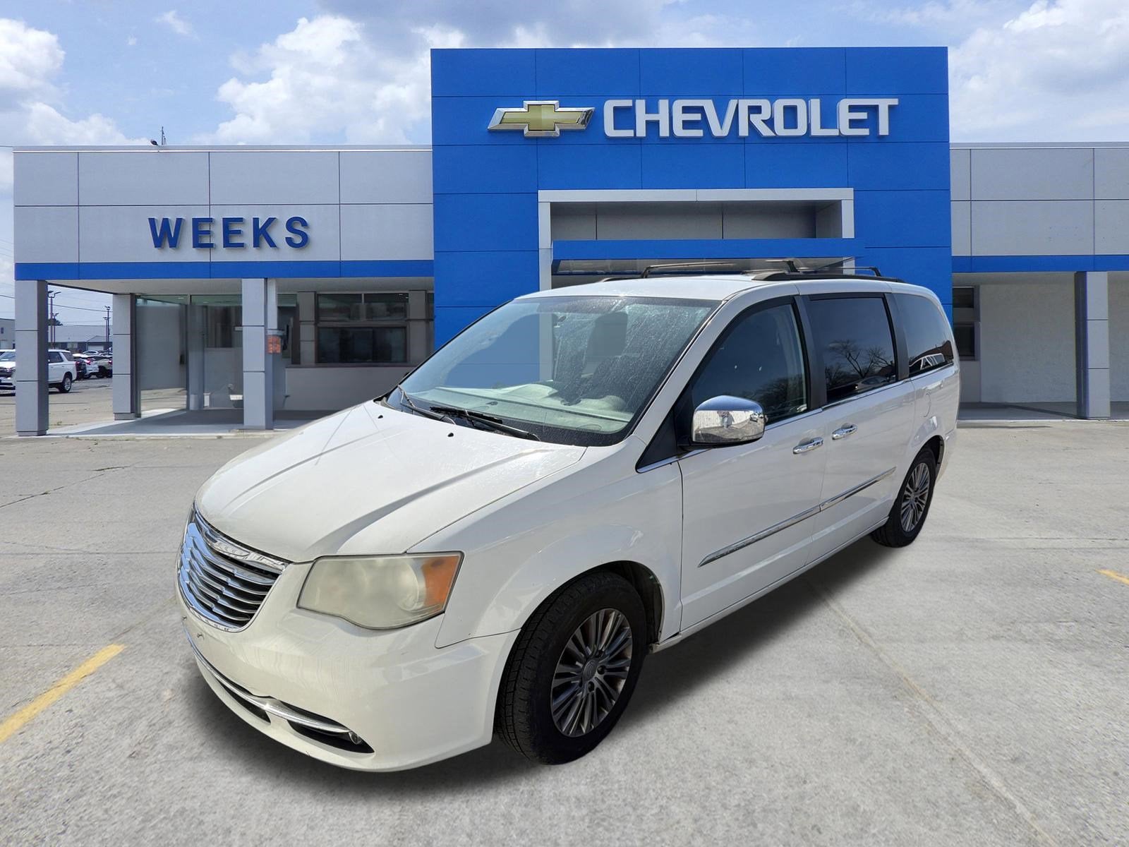 2013 Chrysler Town & Country Touring-L