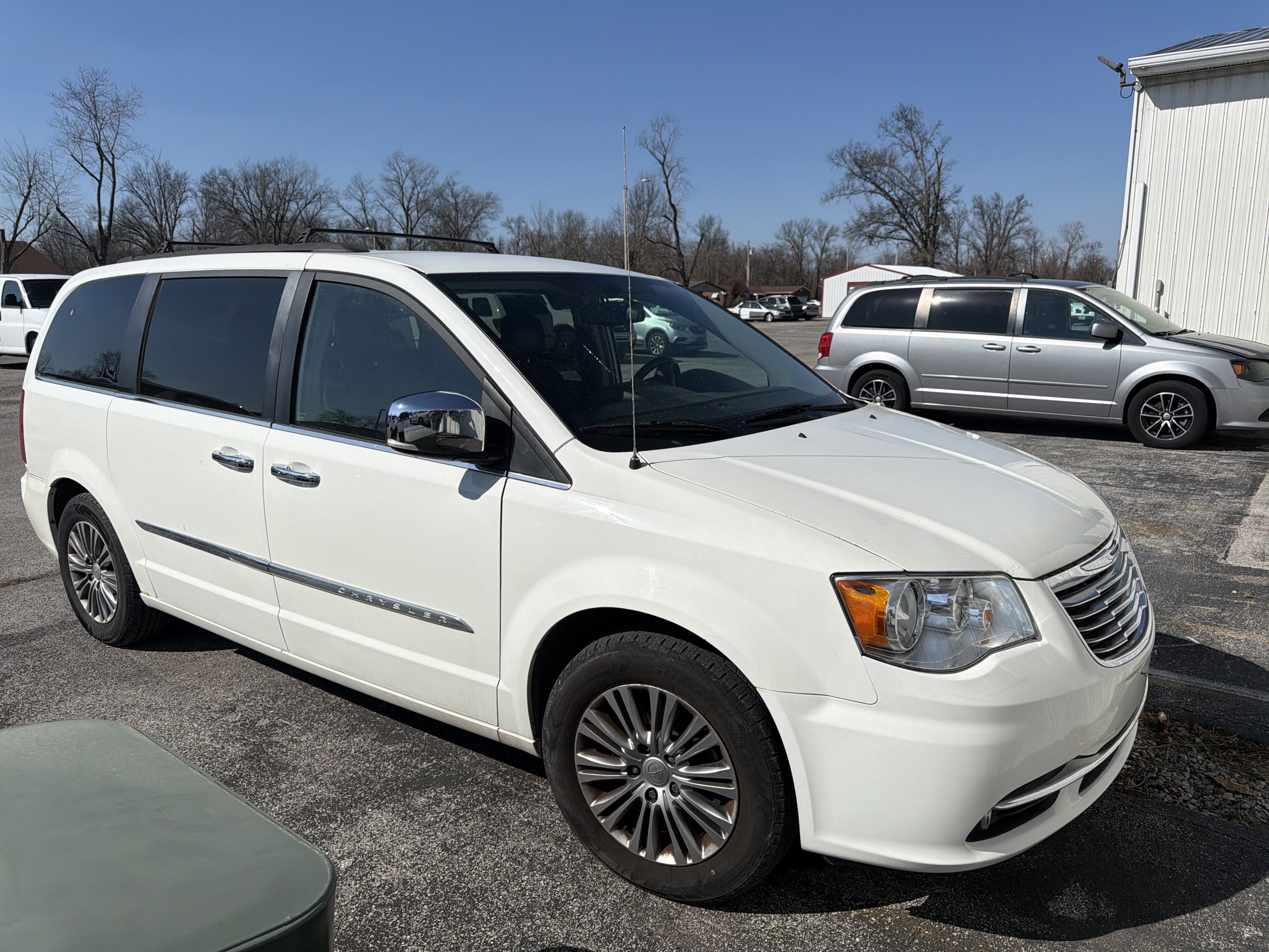 2013 Chrysler Town & Country Touring-L