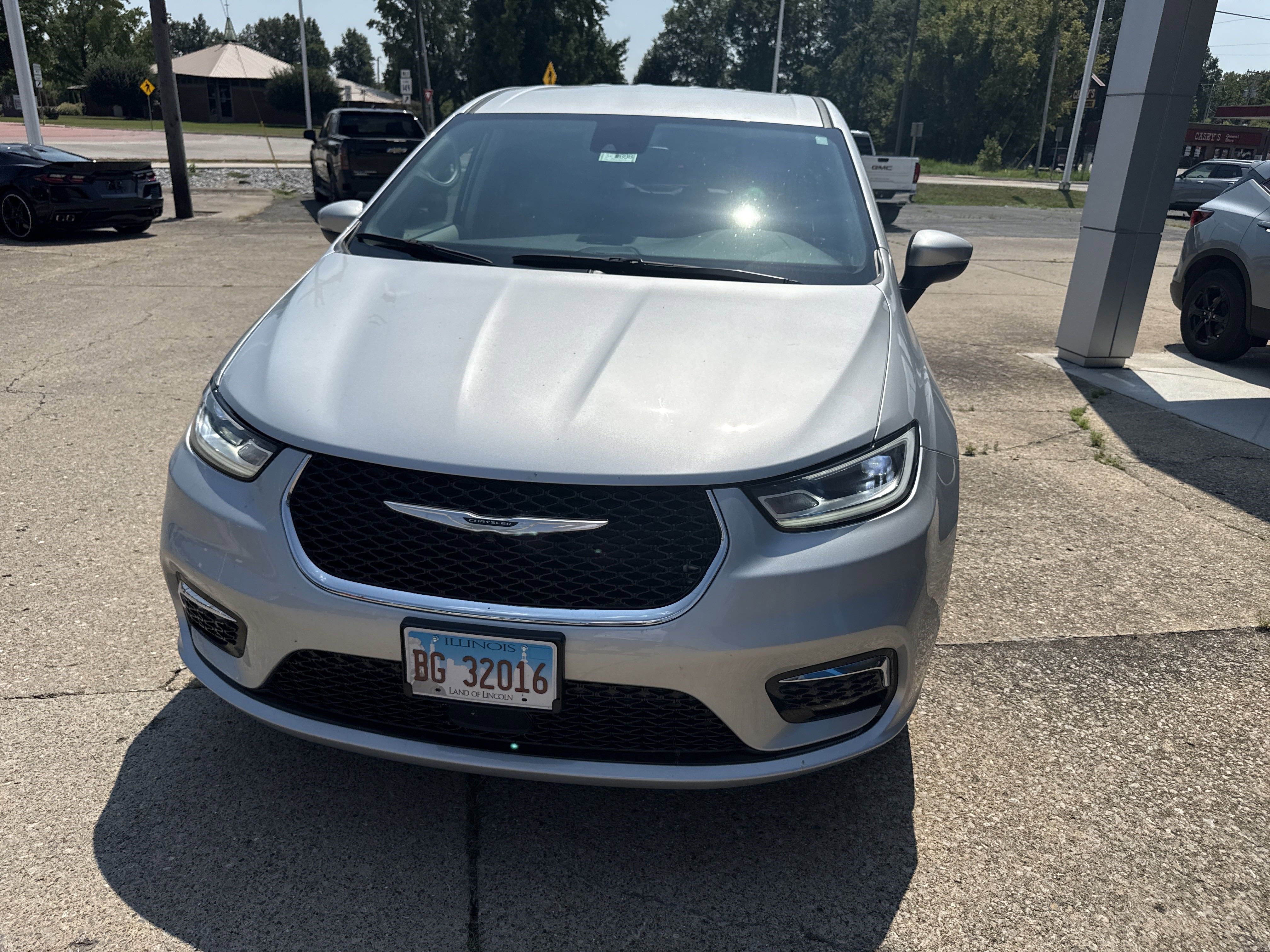 2023 Chrysler Pacifica Touring L