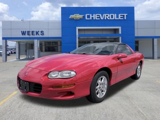 2001 Chevrolet Camaro Base