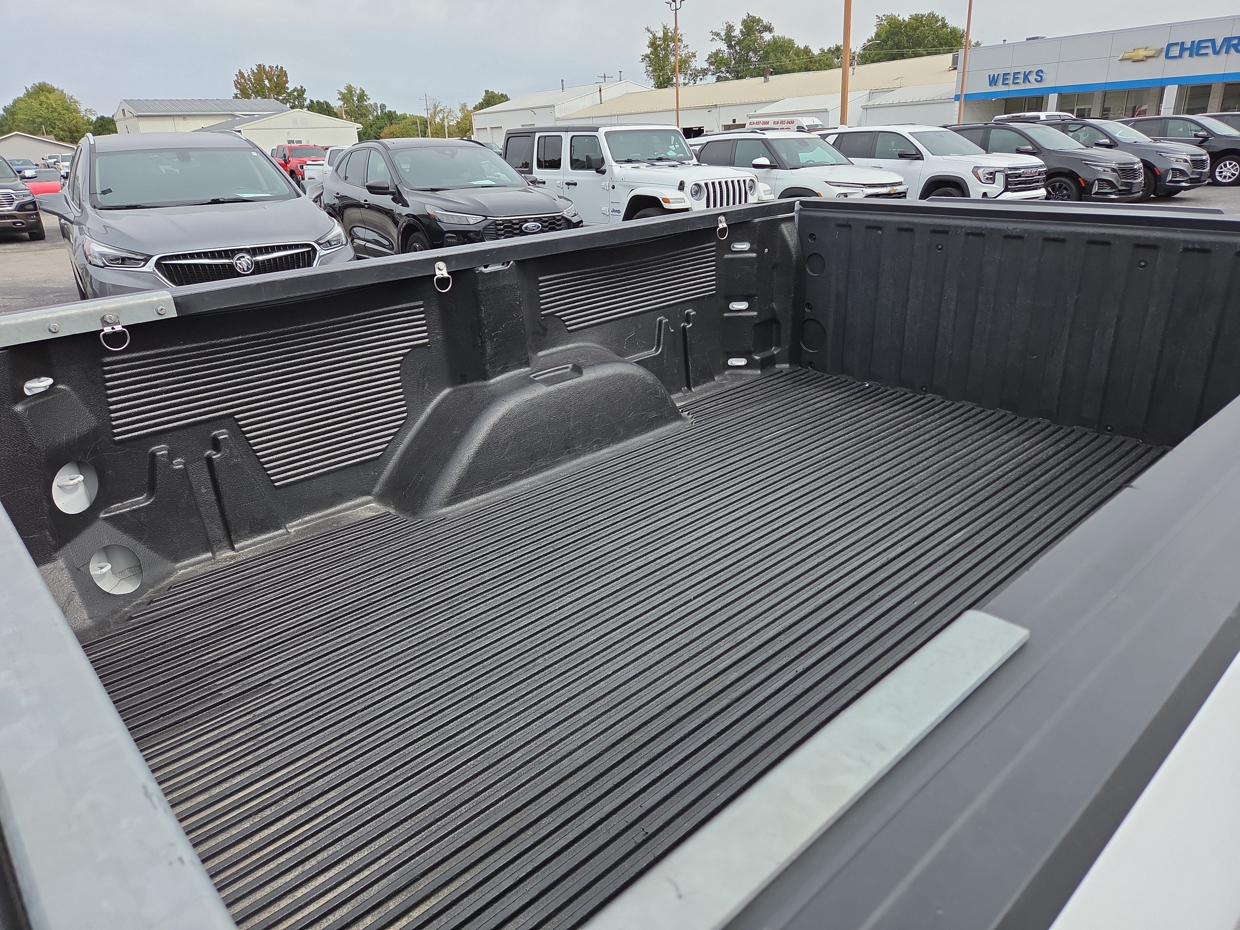 2025 Chevrolet Silverado 1500 WT