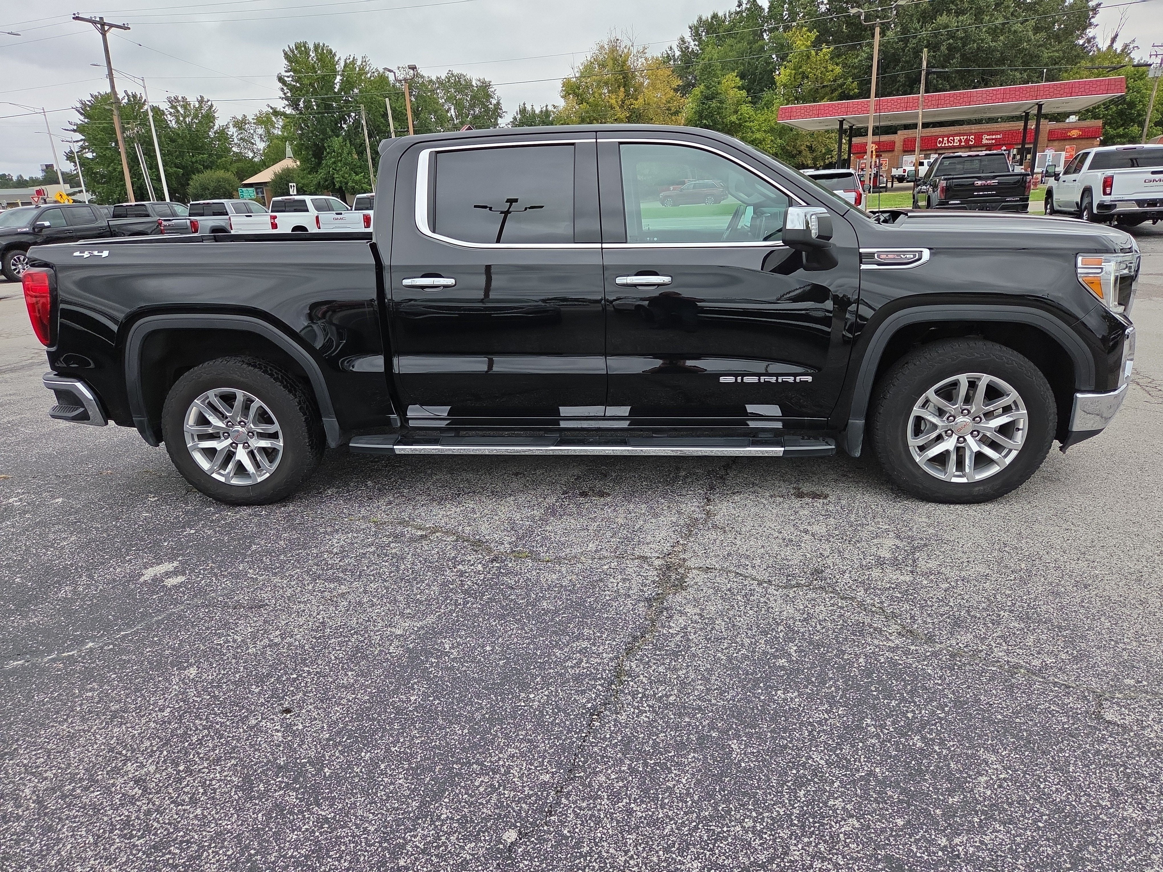 2021 GMC Sierra 1500 SLT