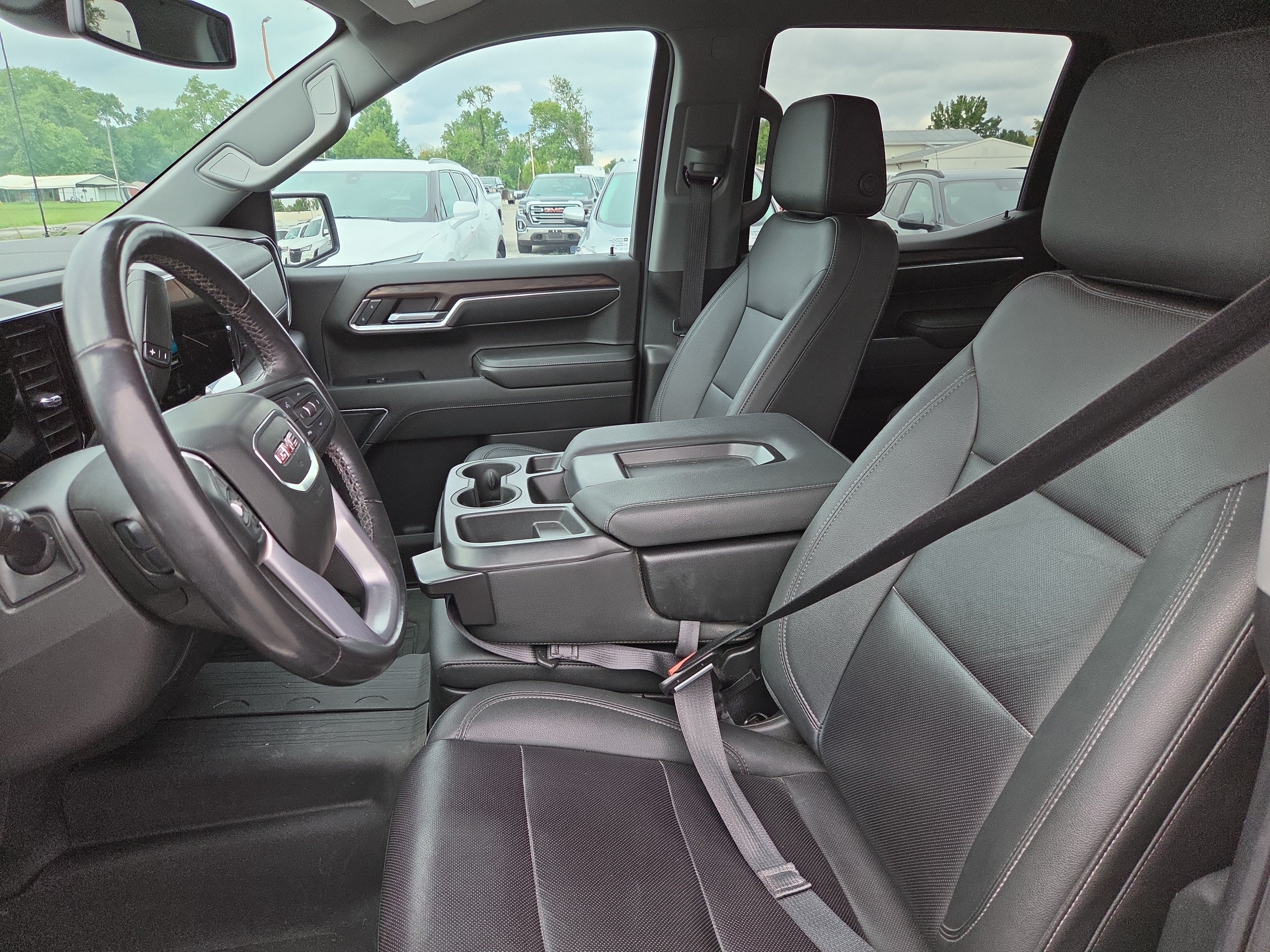 2022 GMC Sierra 1500 SLT