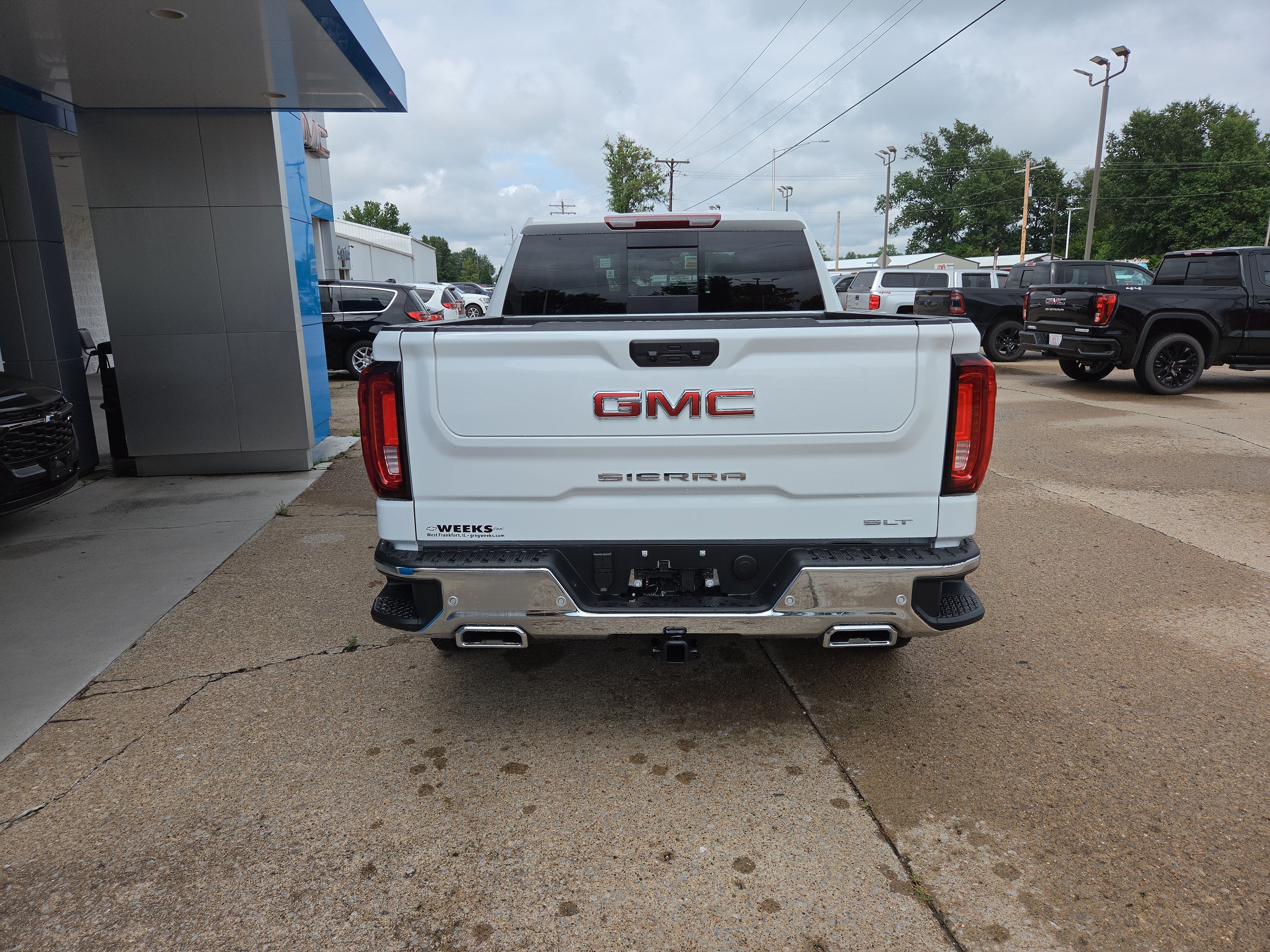 2026 GMC Sierra 1500 SLT
