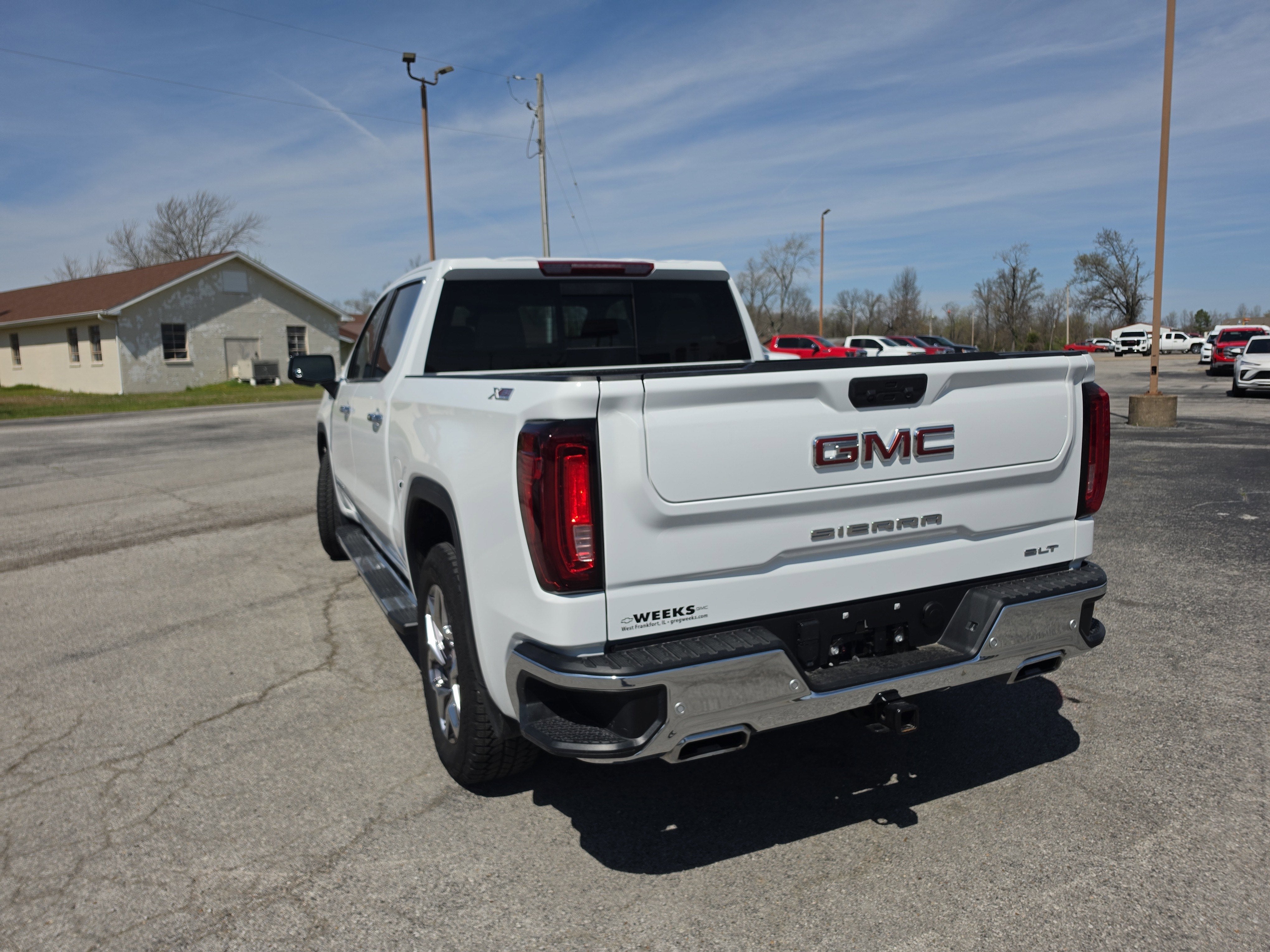 2024 GMC Sierra 1500 SLT