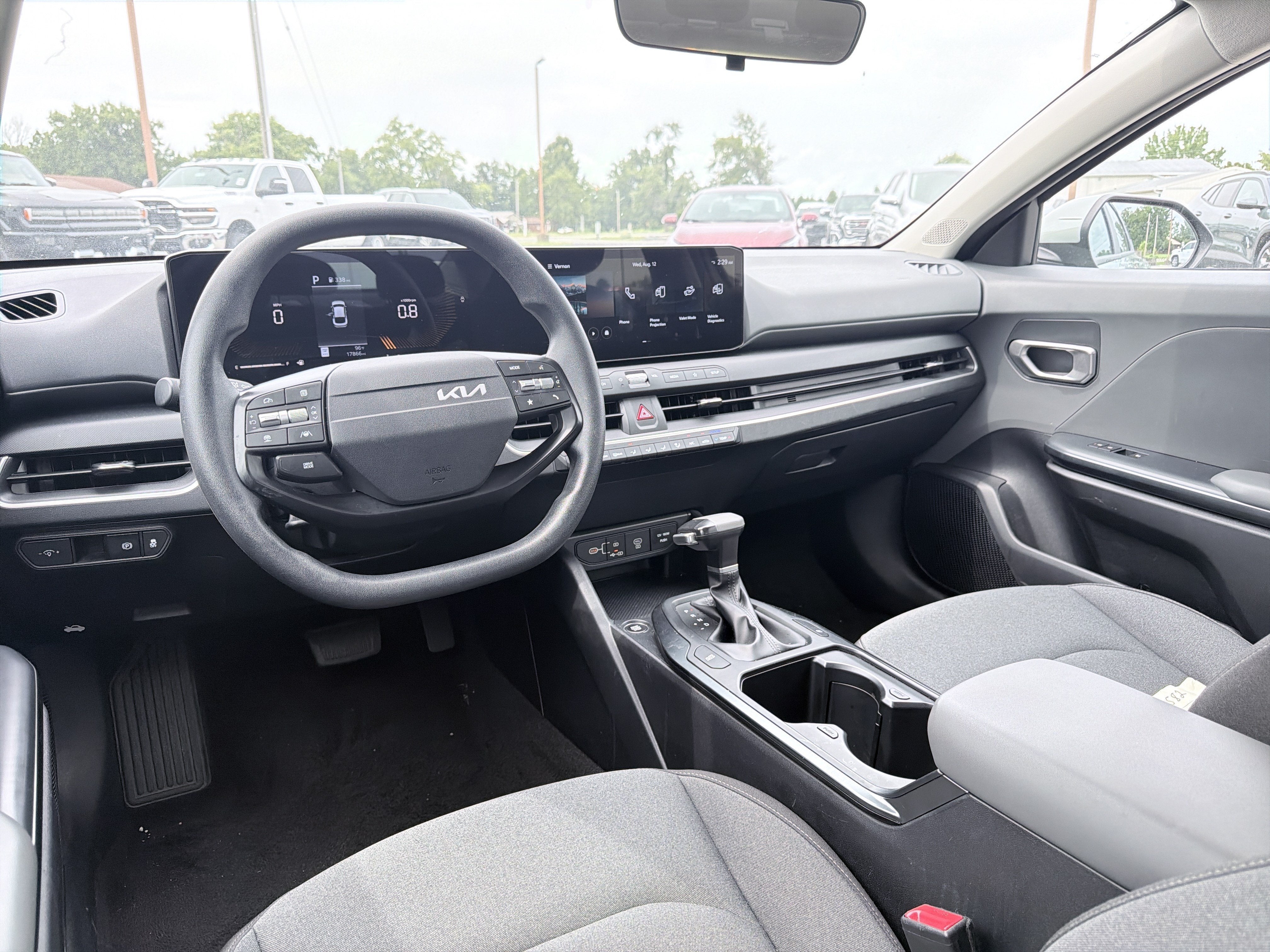 2025 Kia K4 LXS
