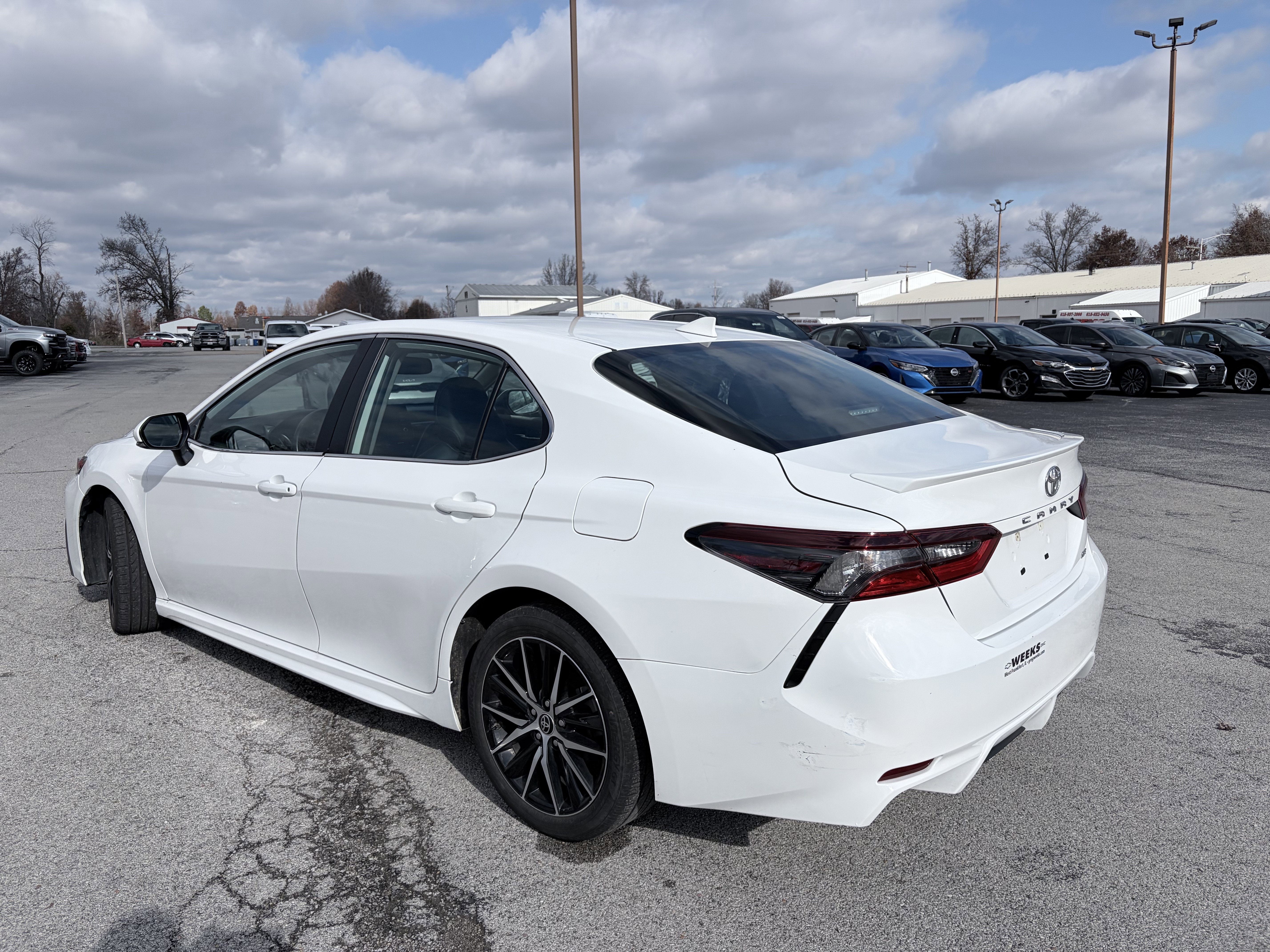 2024 Toyota Camry SE