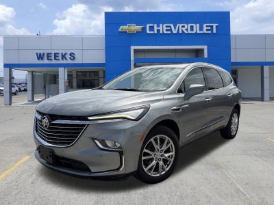 2023 Buick Enclave Essence