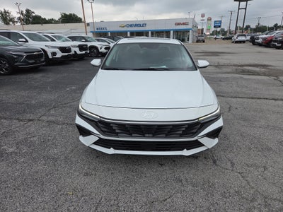 2025 Hyundai Elantra SEL Convenience