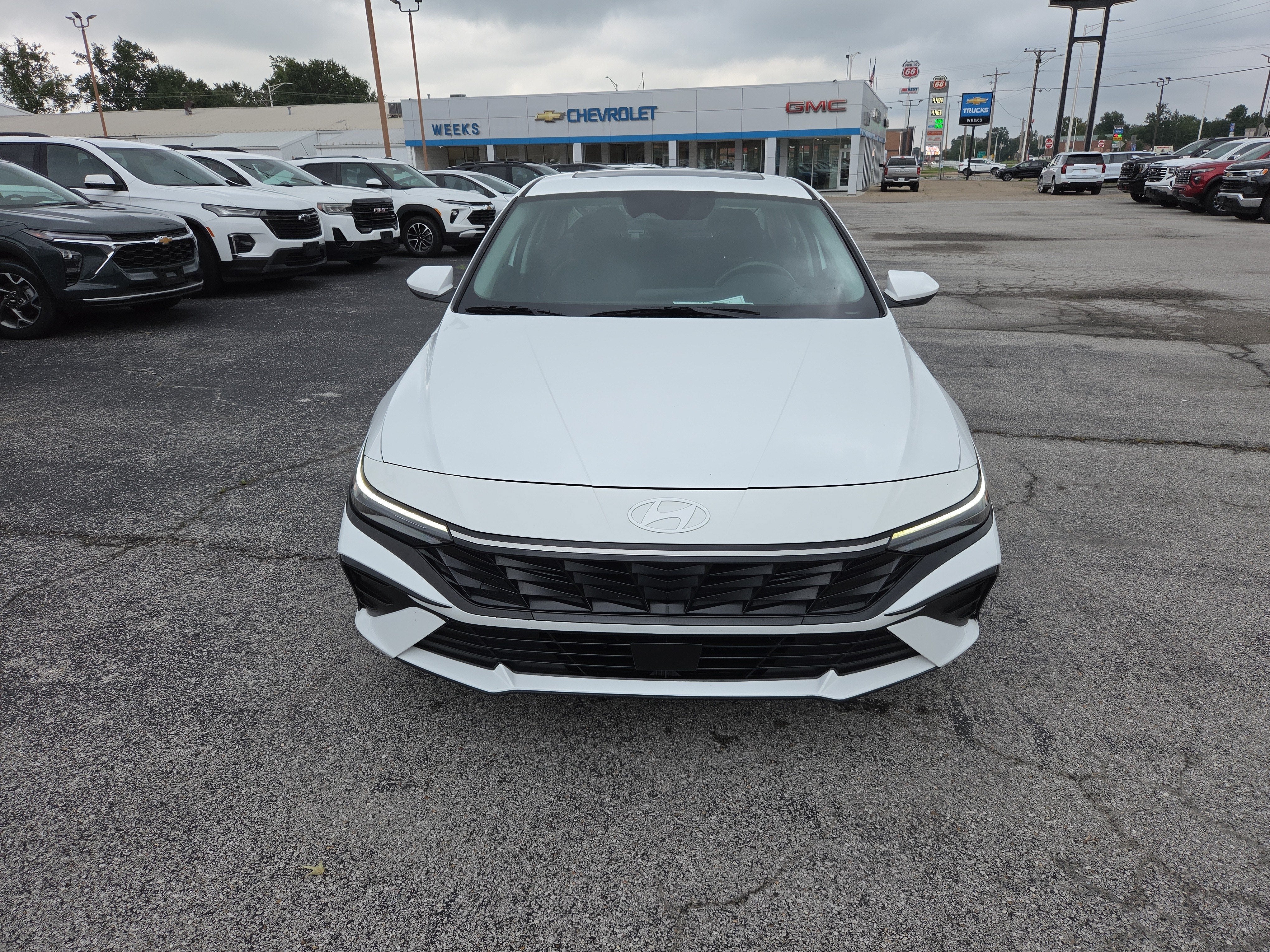 2025 Hyundai Elantra SEL Convenience