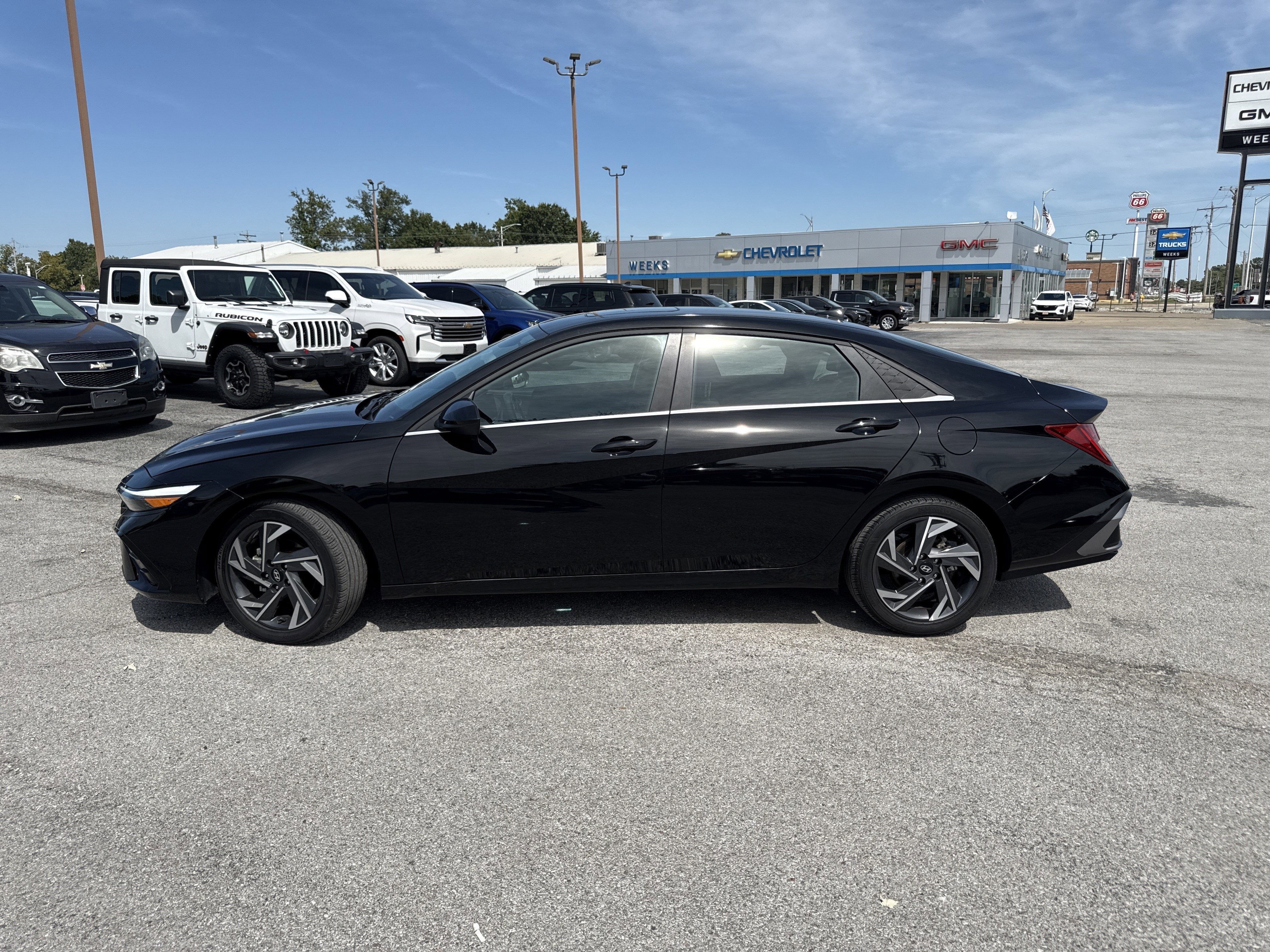 2024 Hyundai Elantra SEL