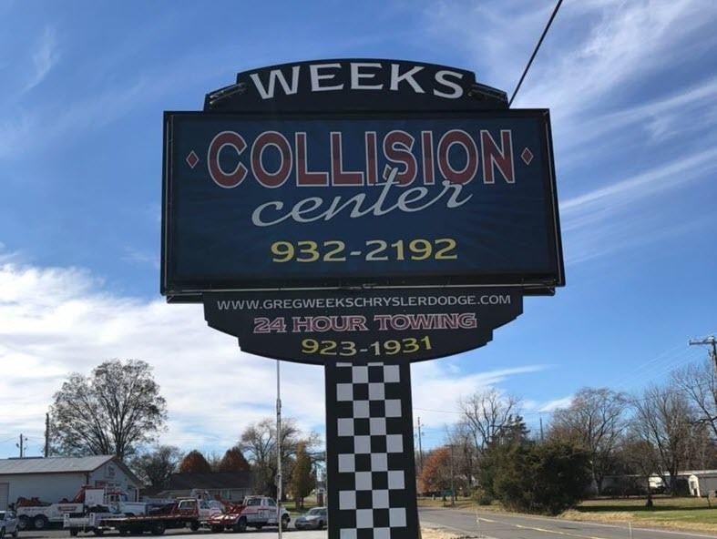 WEEKS Collision Center Sign